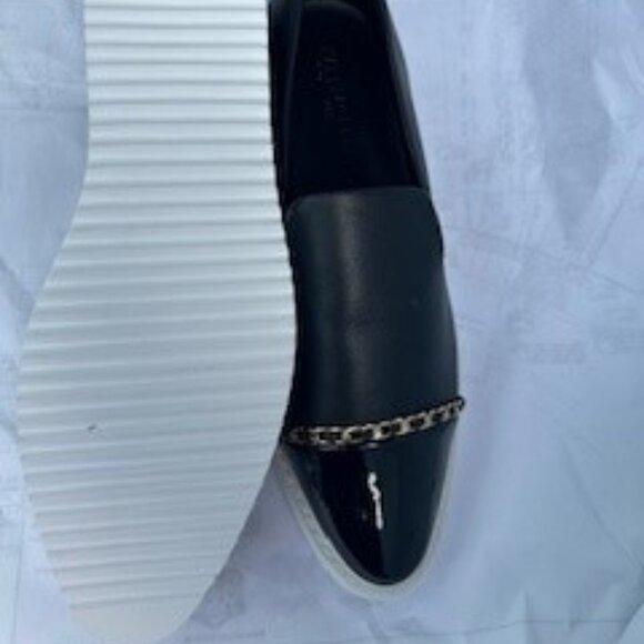 Karl Lagerfeld black loafers with gold chain - Picture 1 of 3